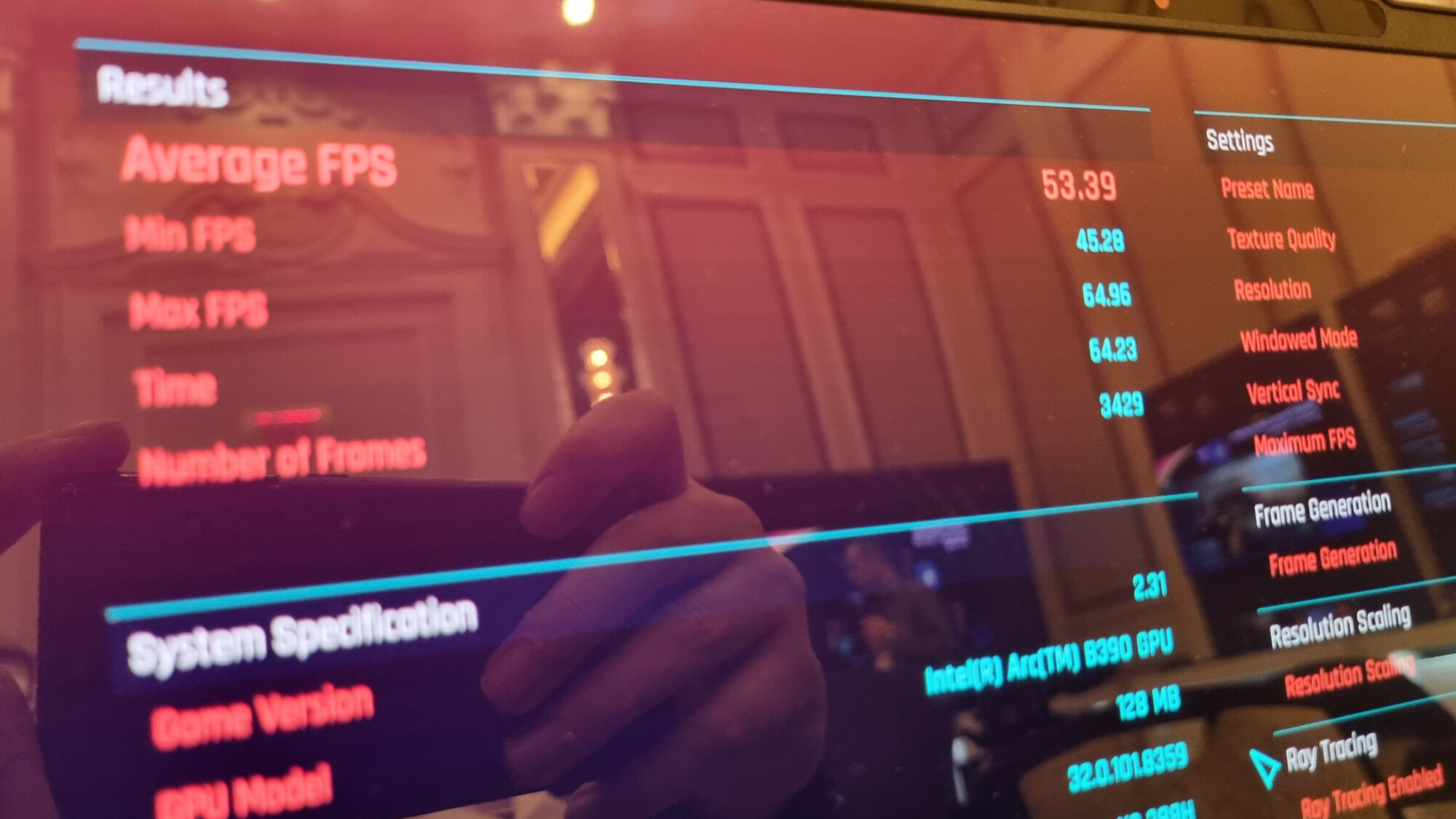 Intel Arc B390 choca: iGPU roda Cyberpunk 2077 a 74 FPS e encara ray tracing a 70 FPS