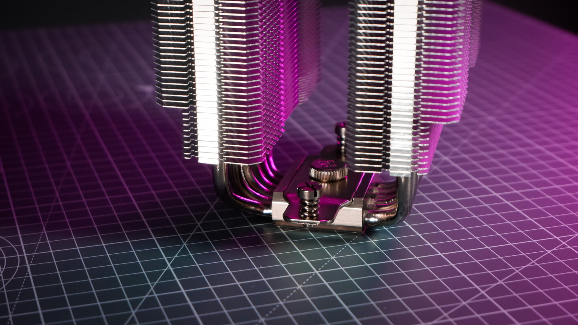 Cooler monstruoso por menos de R$200 que dá banho em modelos caros